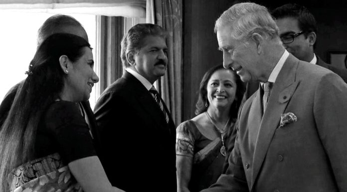 Prince Charles and Camilla Honor 26/11 Victims in Mumbai